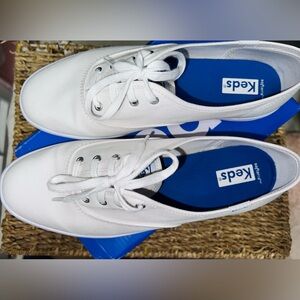 Keds Women's White Canvas Sneakers 6.5 W